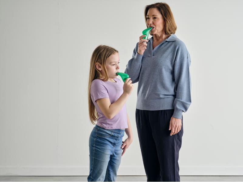 POWERbreathe Atemtrainer Plus Grün, leichter Widerstand Atemtrainer für inspiratorisches Muskeltraining