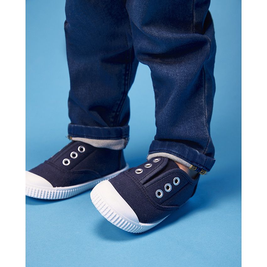 Tennis basses en toile avec languette élastique et œillets pour bébé - Bleu marine