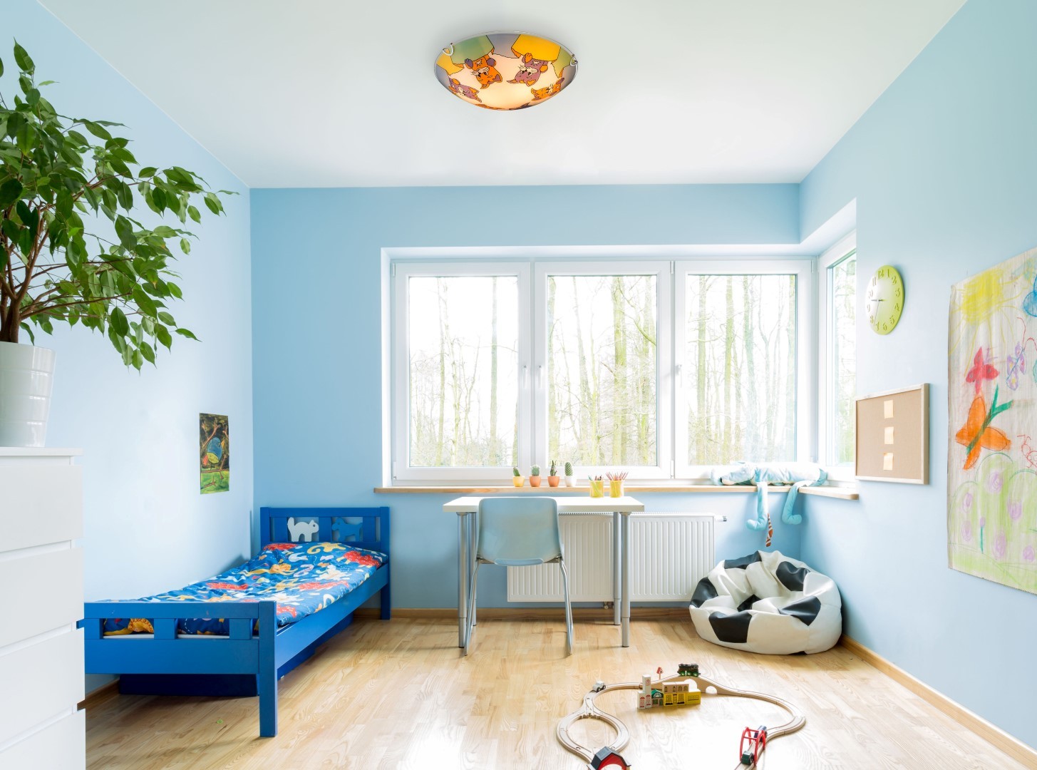 Kinder-Deckenleuchte - weiß - mit bunten Katzenmotiven - Ø 30 cm