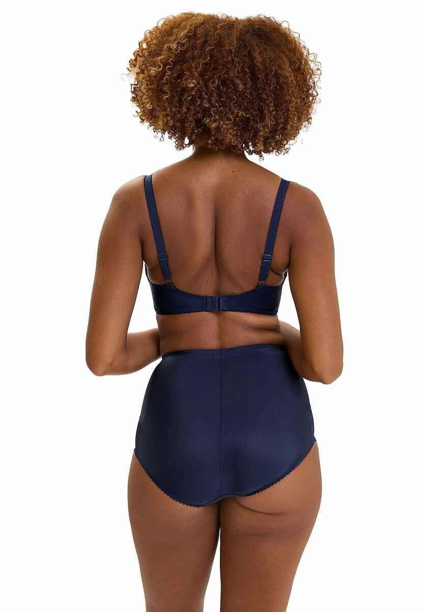 SANS COMPLEXE<br>Maxi slip Ariane
