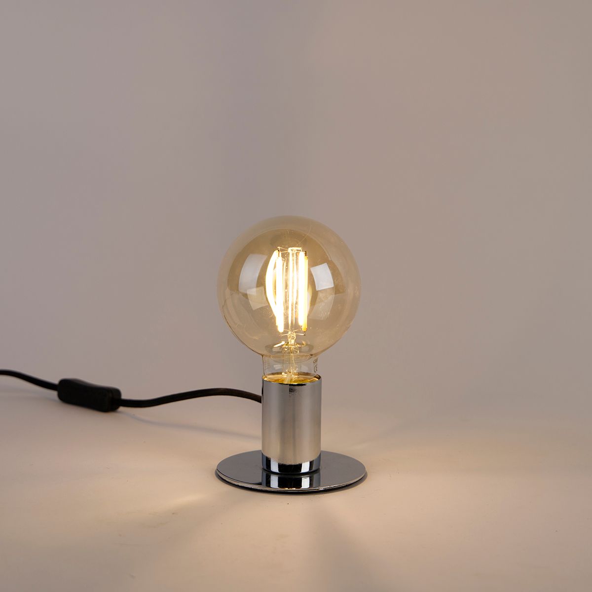 Set van 3 smart E27 dim to warm LED lampen G95 goldline 7W 806 lm 1800K - 3000K