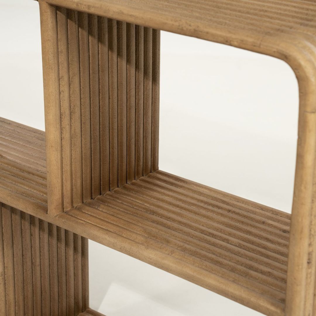 By Boo   Rigato Dressoir