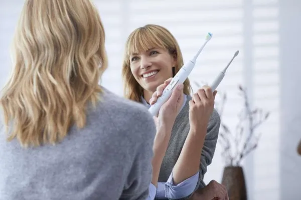 Philips Sonicare ProtectiveClean 6100 HX6877 - trådløs - hvid/sølv
