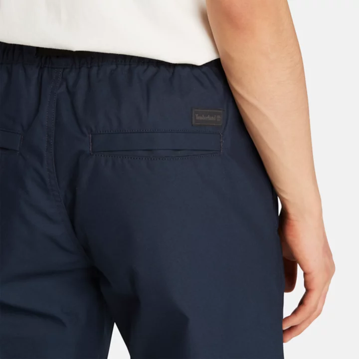 Calças Comfort Stretch para homem na cor azul marinho
