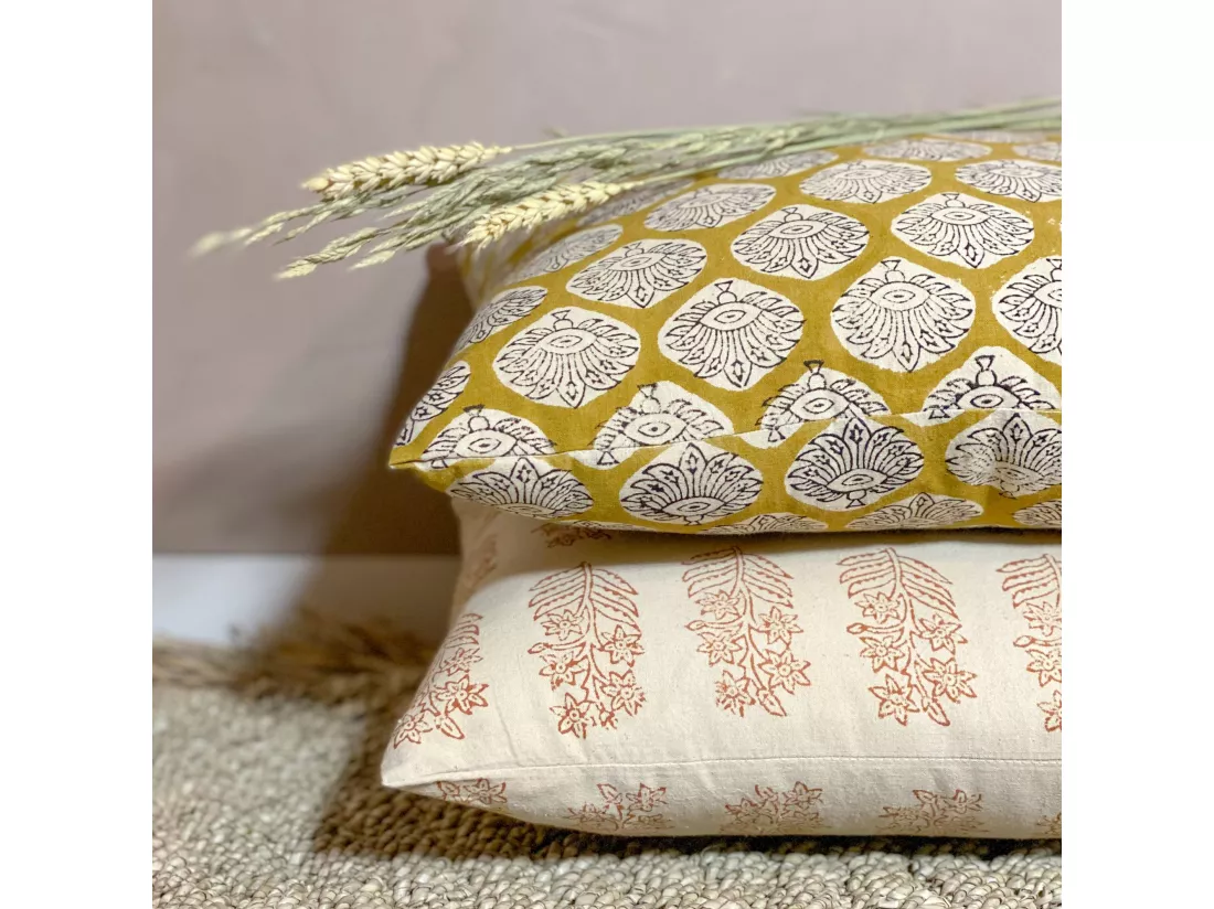Now's Home - Coussin En Coton Imprime Jaune Moutarde A Motif 40x40cm Alila
