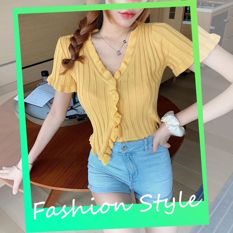 MIKIGA - V-hals gebreide cropped top