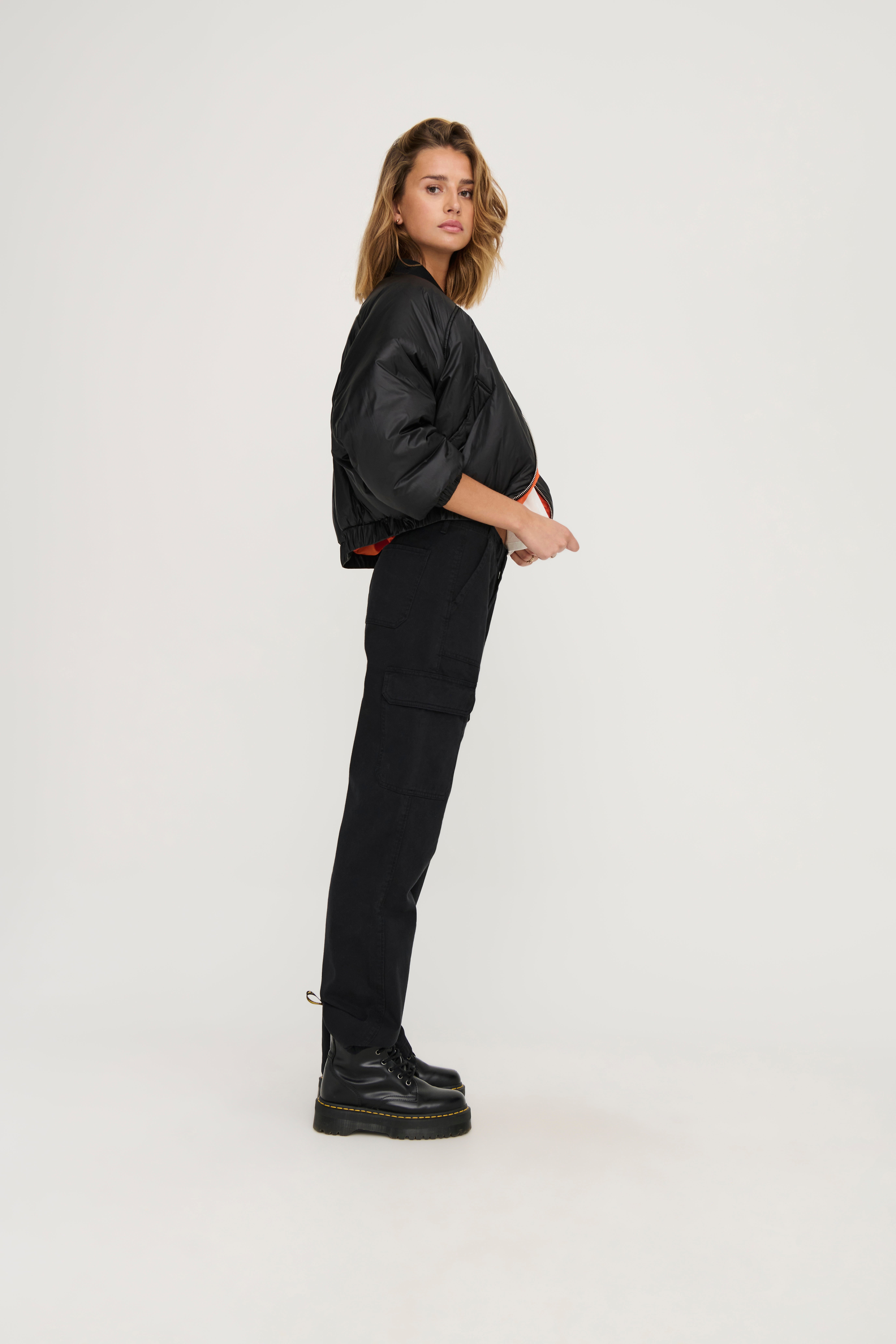 ONLMALFY Hohe Taille Locker geschnitten Cargo-Hose Black