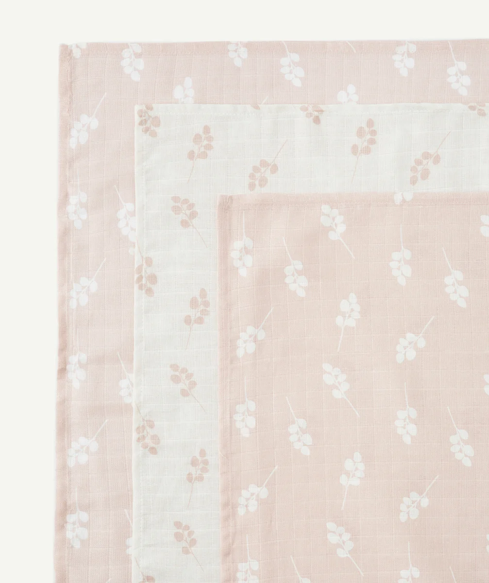 JOLLEINLOT DE 3 LANGES 70x70CM EN GAZE DE COTON IMPRIMÉ ROSE SAUVAGE