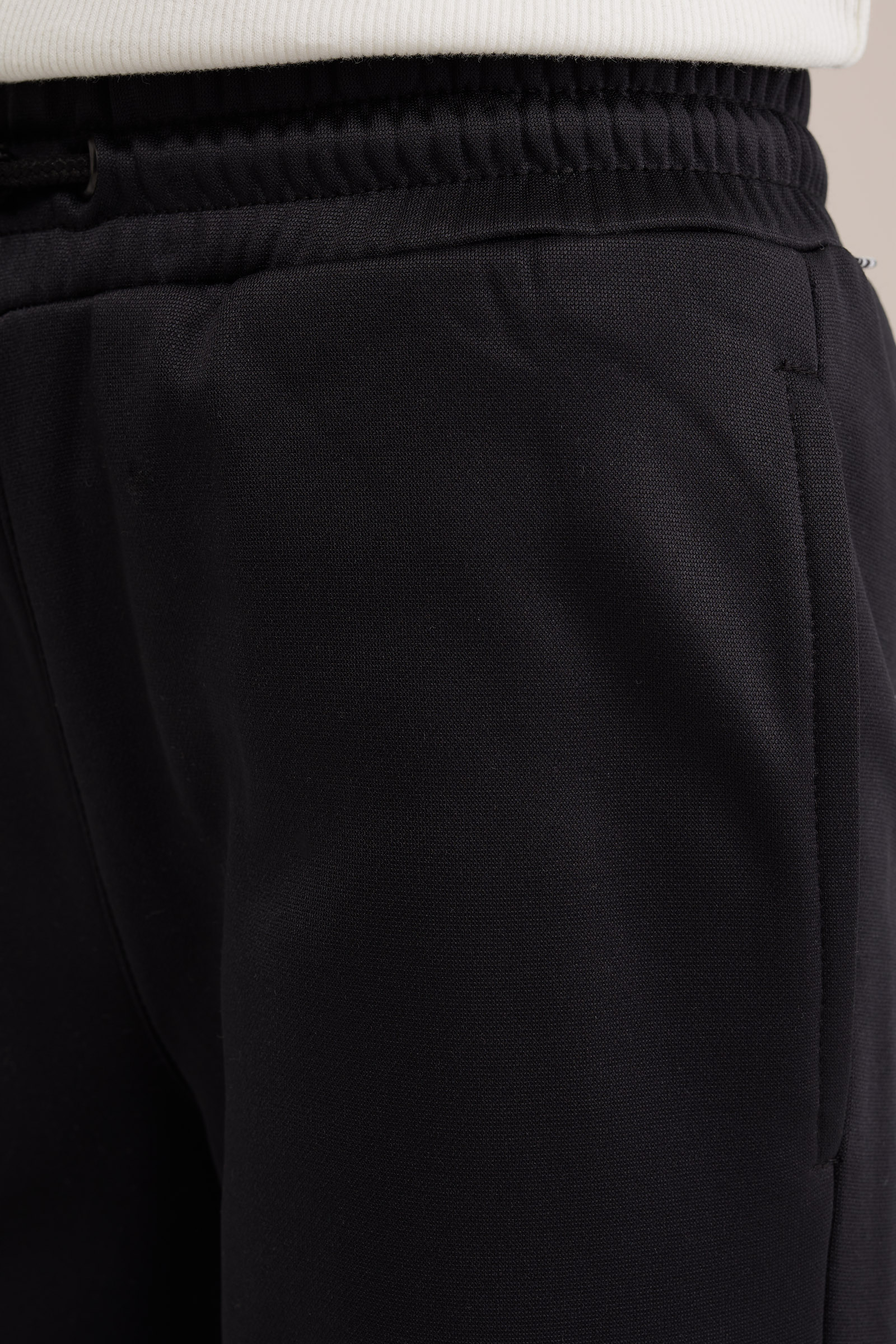 Meisjes straight fit cargobroek WE Fashion Zwart