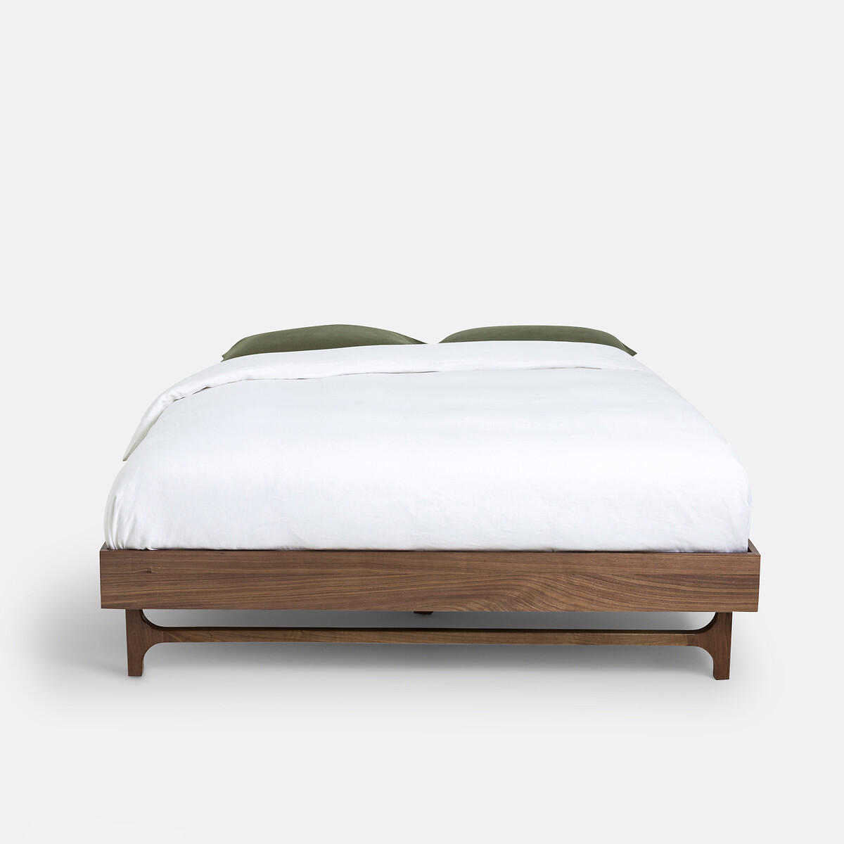 LA REDOUTE INTERIEURS<br>Cama vintage com estrado de ripas, Larsen