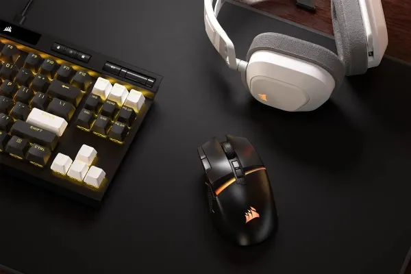 Corsair Darkstar trådløs gamingmus - trådløs MMO/MOBA-gamingmus med 15 programmerbare knapper og 2000 Hz hyperpolling