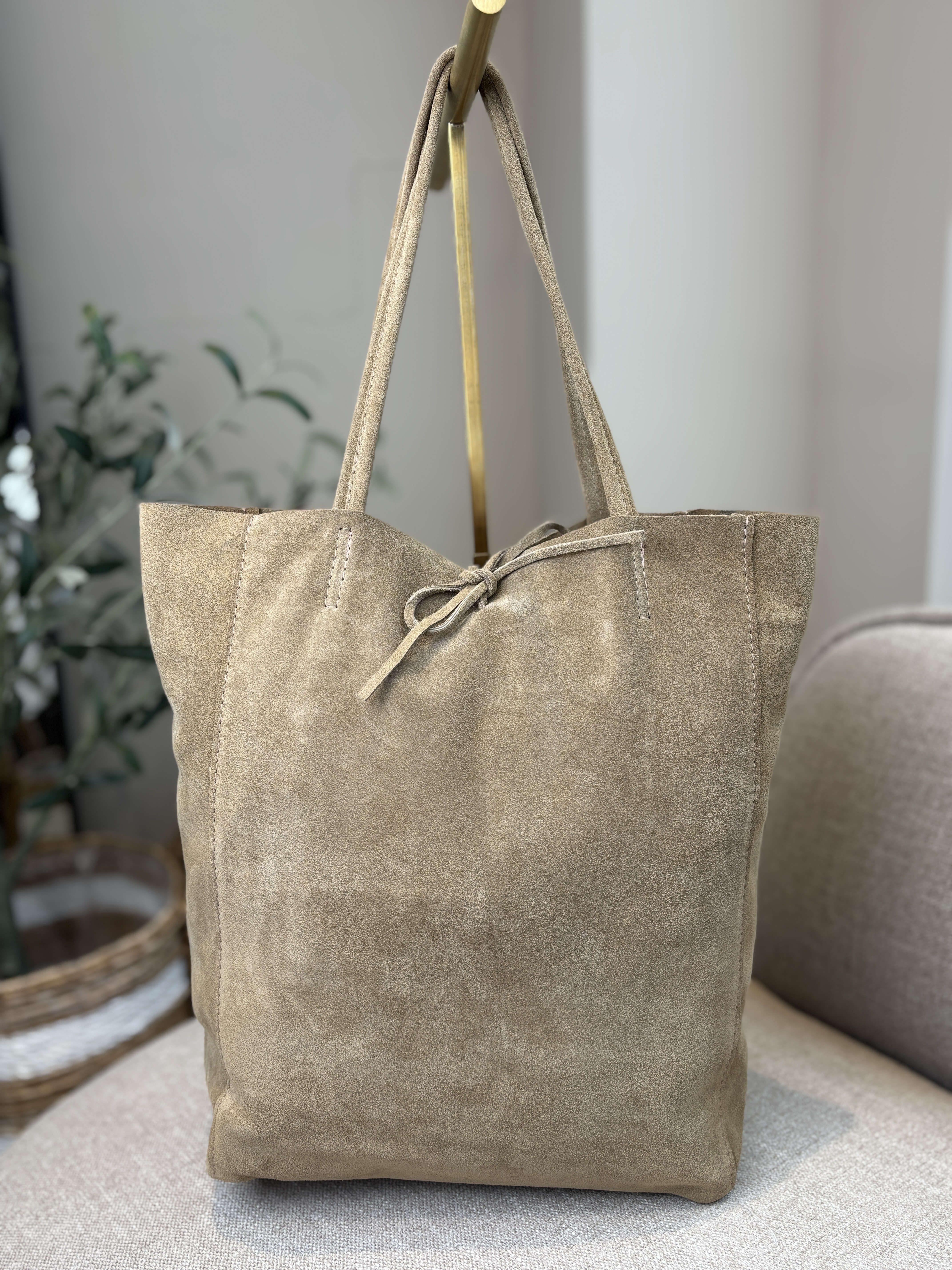 Mia Shopper - Suede Zand
