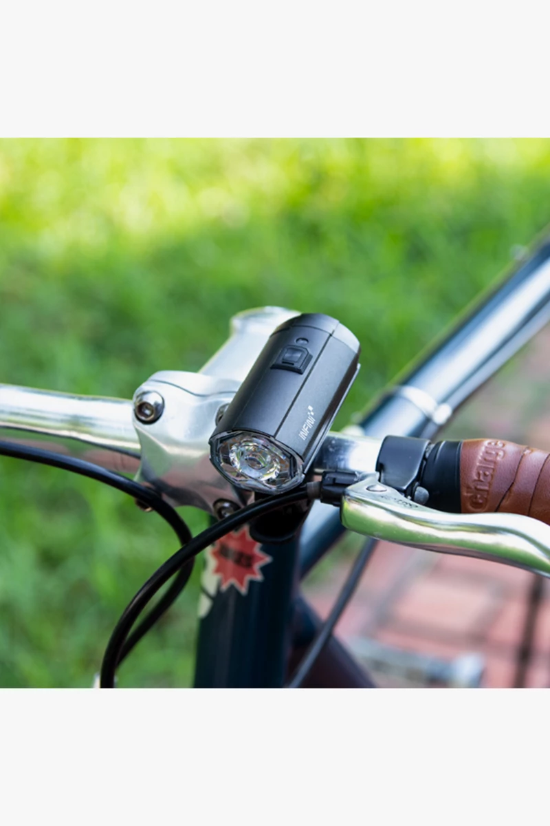 Infini Tron 500 Frontlicht