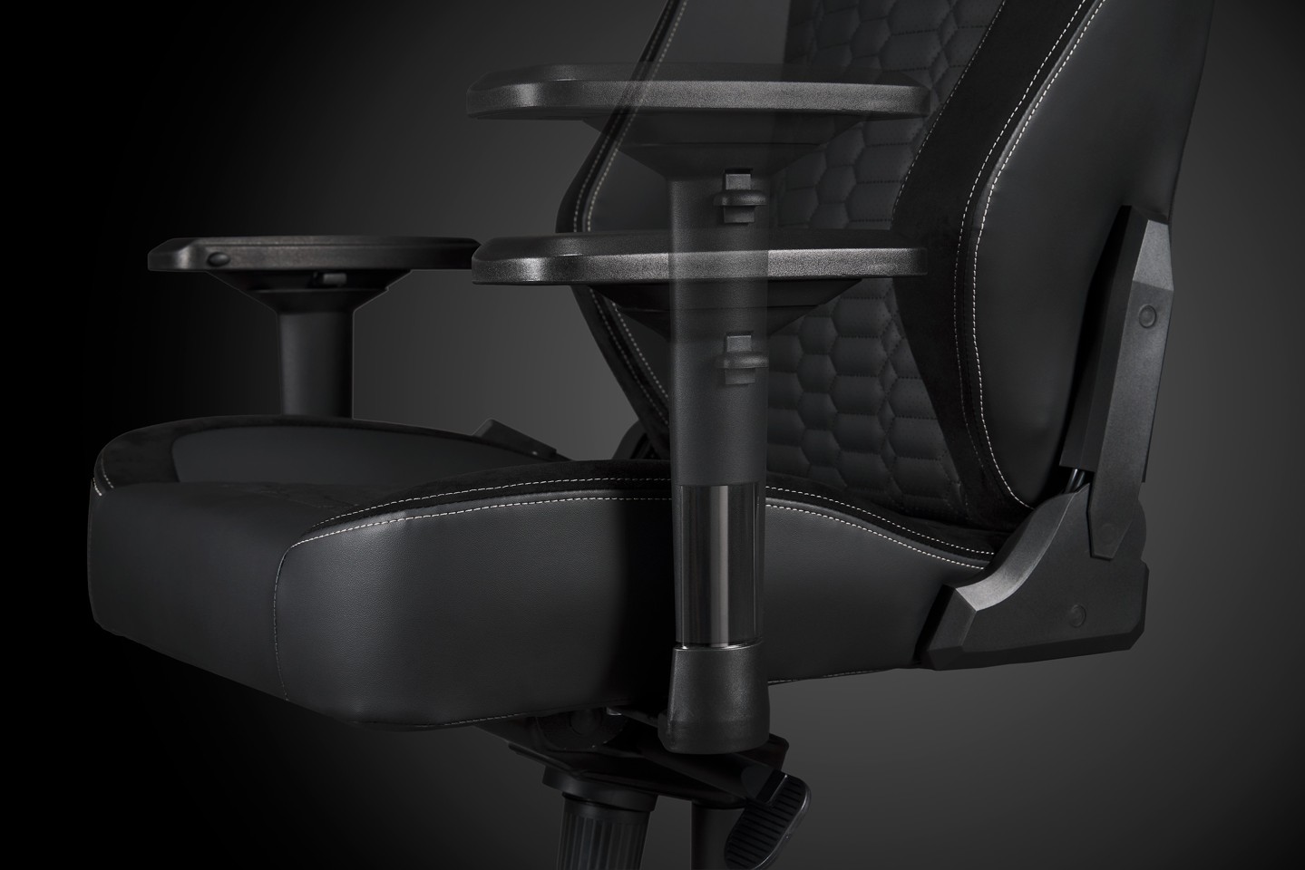 Apollon Classic / Silver Ghost Black seat + Silver logo