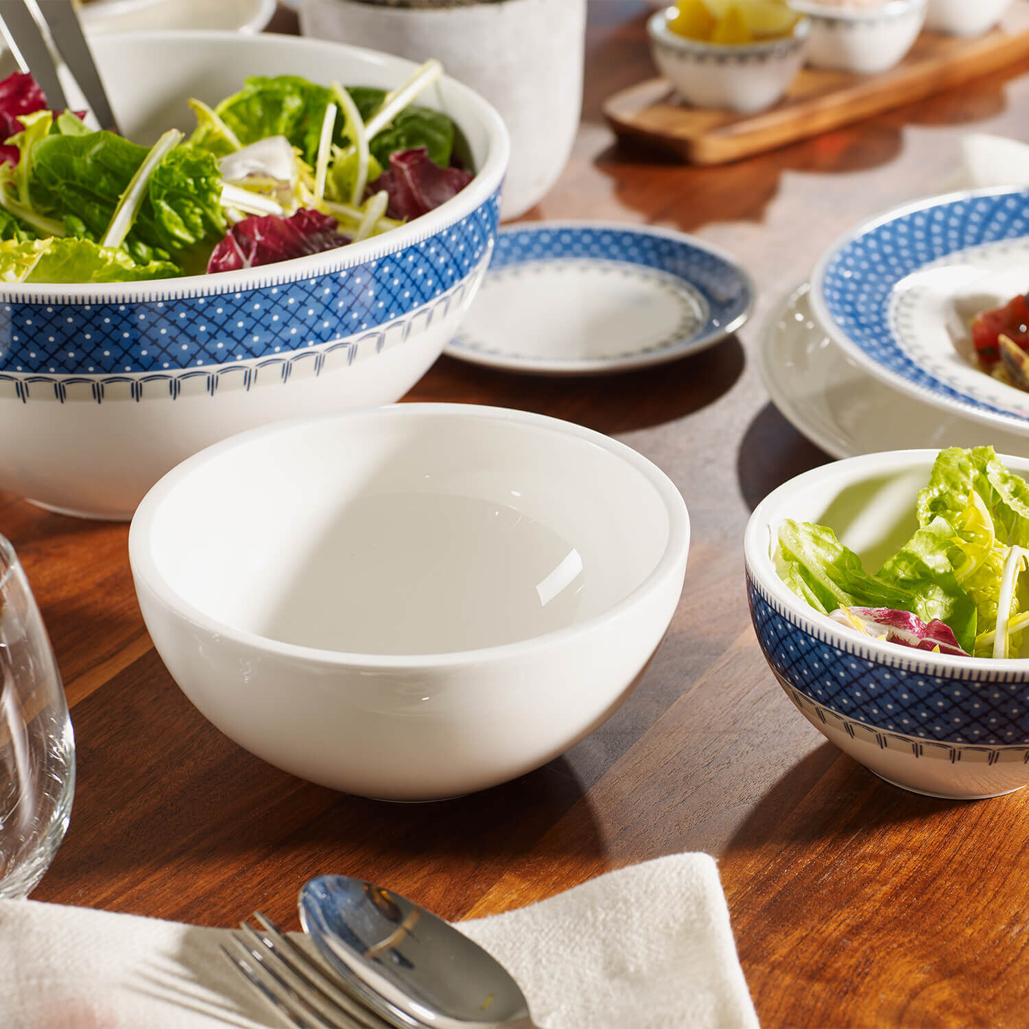 Artesano Salad serving bowl White, 71.1 oz, Premium Porcelain