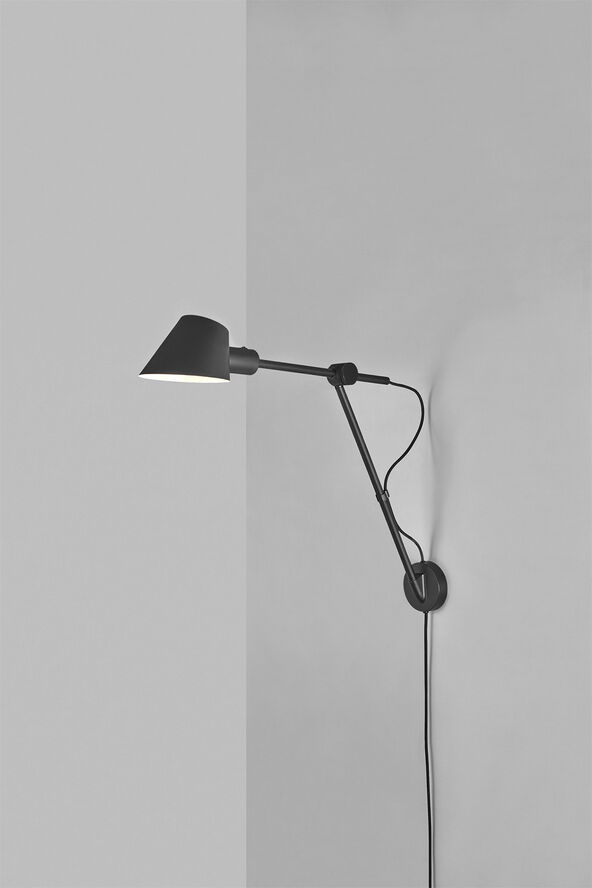 DTFP Stay | Væglampe | Sort