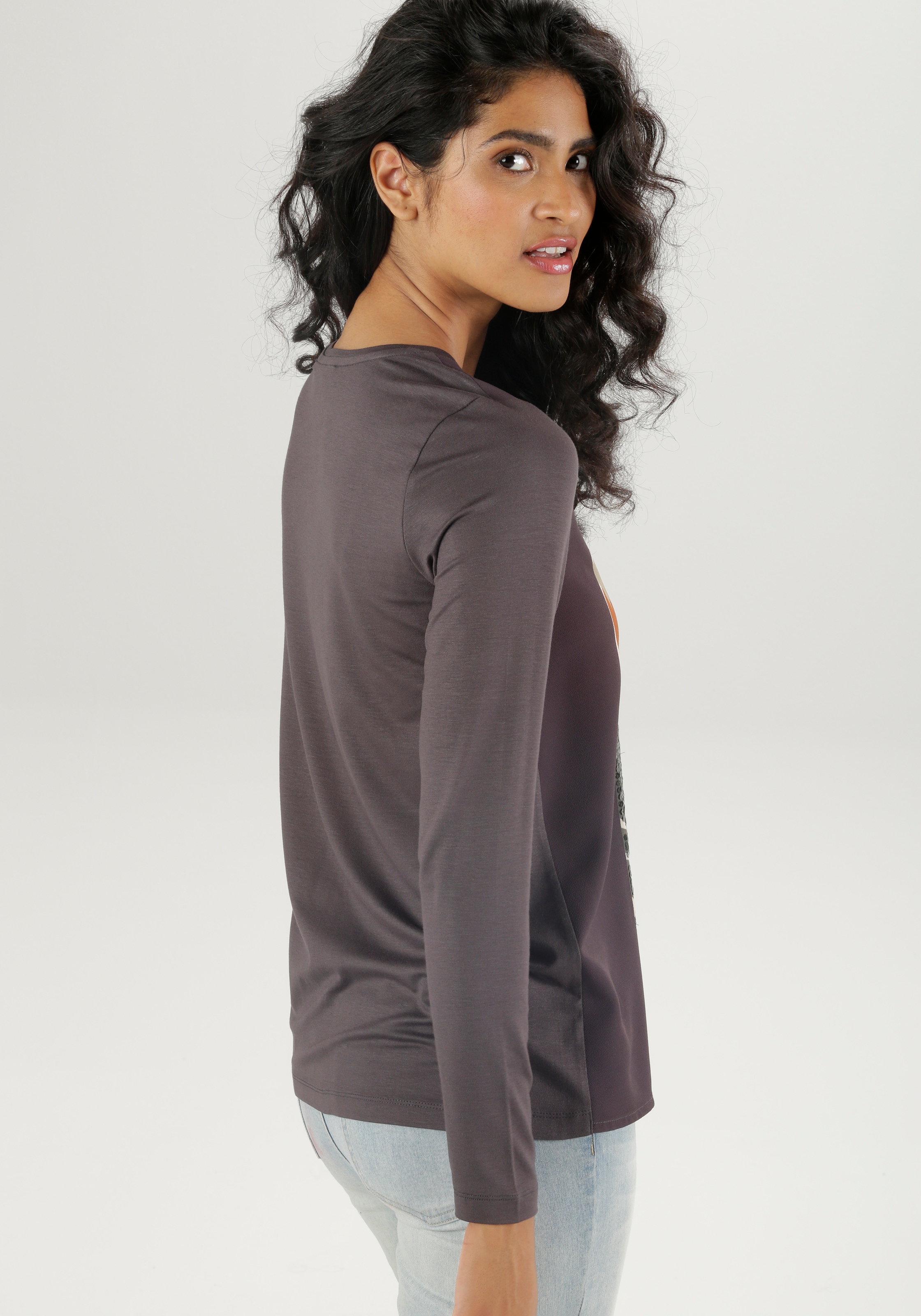 Aniston SELECTED Shirtbluse , mit glänzenden Pailletten