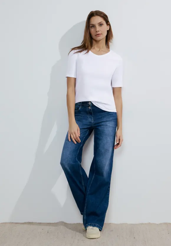 Basic T-Shirt - White