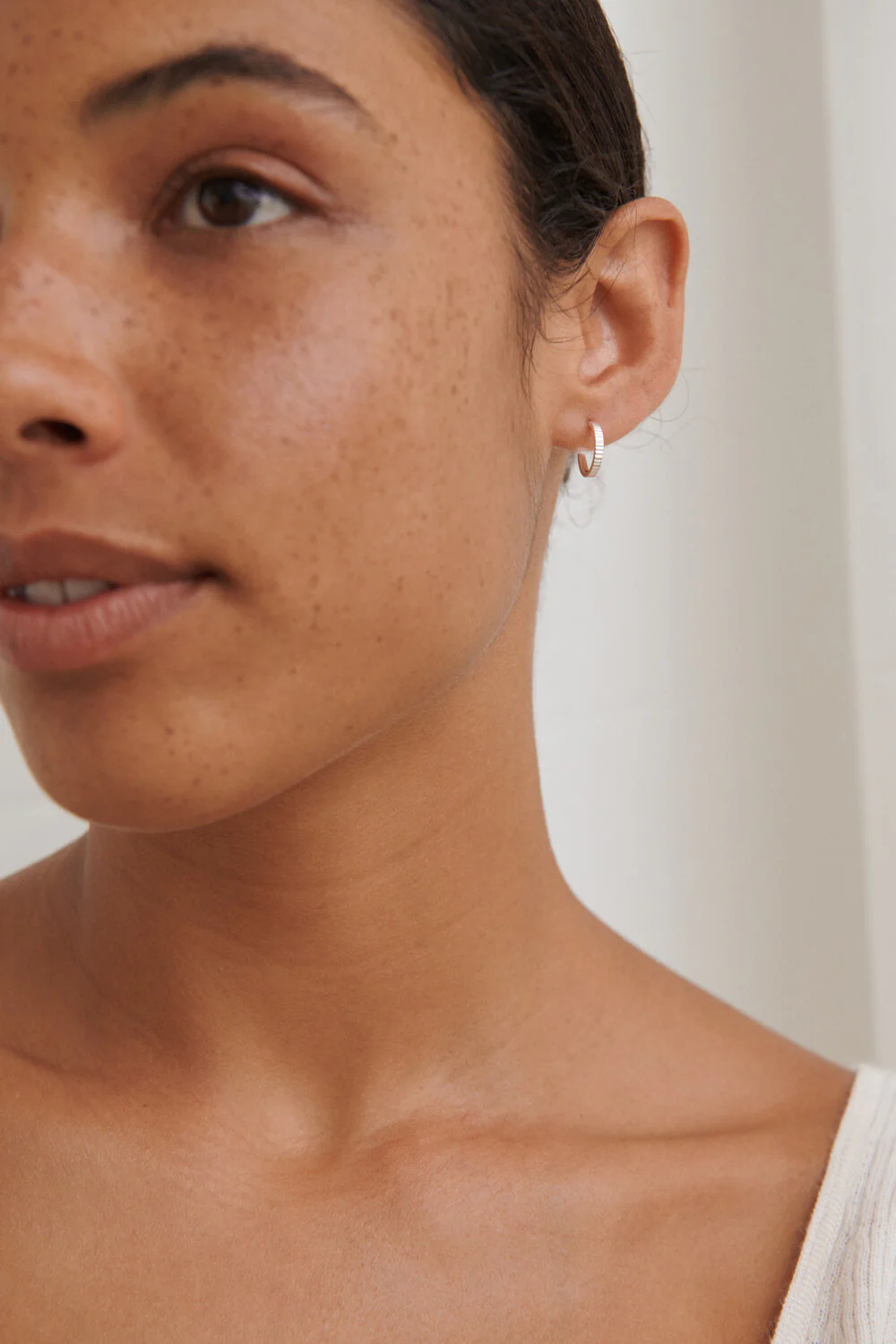 Pernille Corydon  Sea Reflection Mini hoops - forgyldt