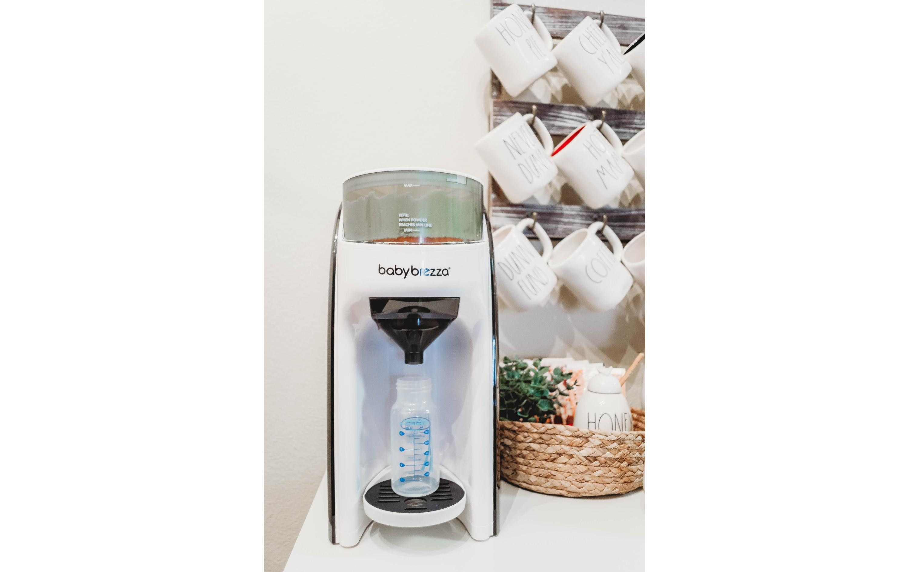 Flaschenwärmer Formula Pro Advanced Schwarz/Weiss<br>Automatischer Falschenzubereiter dosiert, mischt und erwärmt Milchpulver auf Knopfdruck