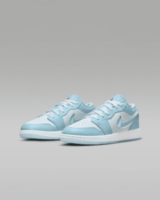 Air Jordan 1 Low SE Older Kids' Shoes