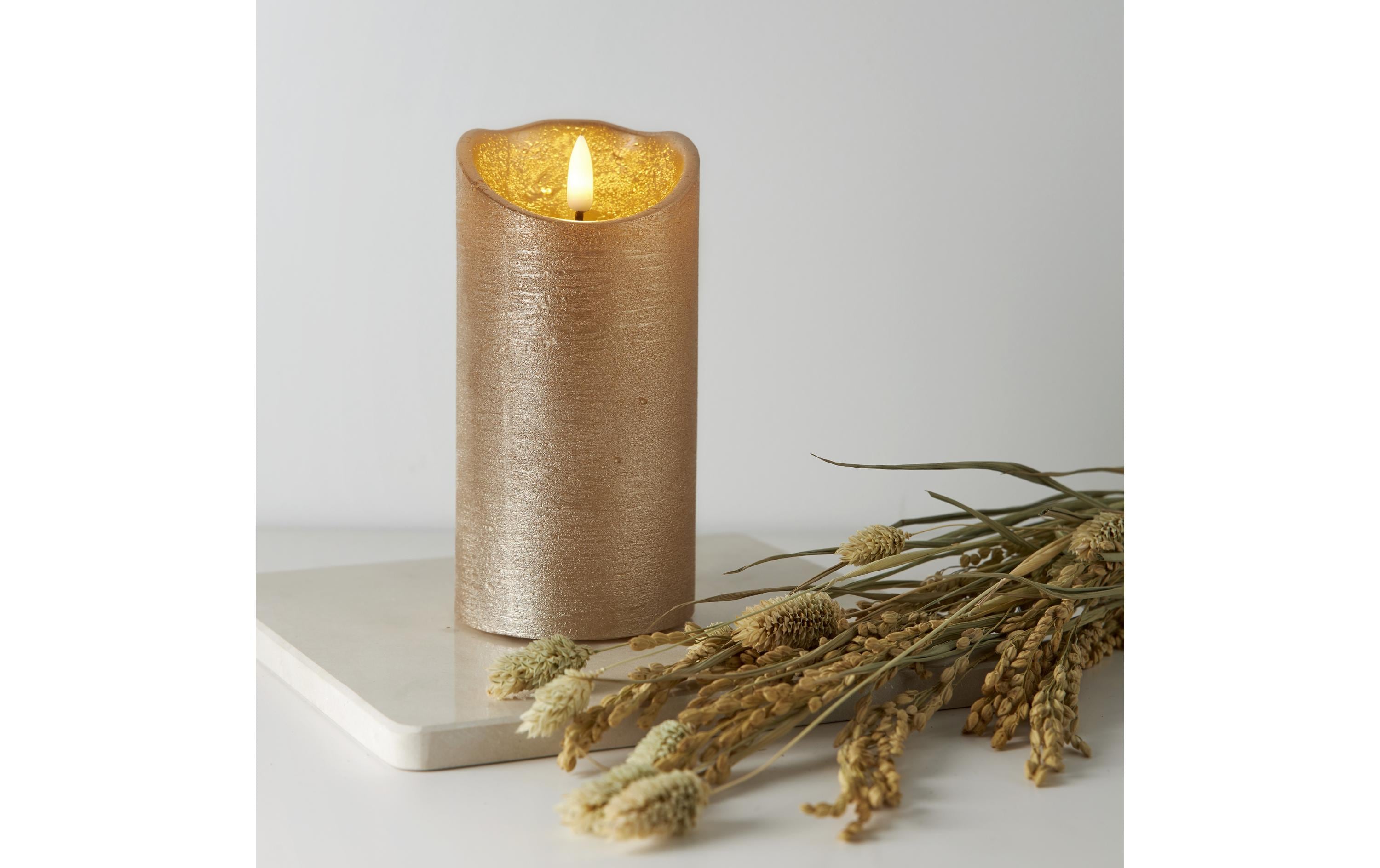 LED-Kerze Flamme Rustic, Ø 7.5 x 15 cm, GoldLED-Echtwachskerze für Innenbereich mit Timer-Funktion