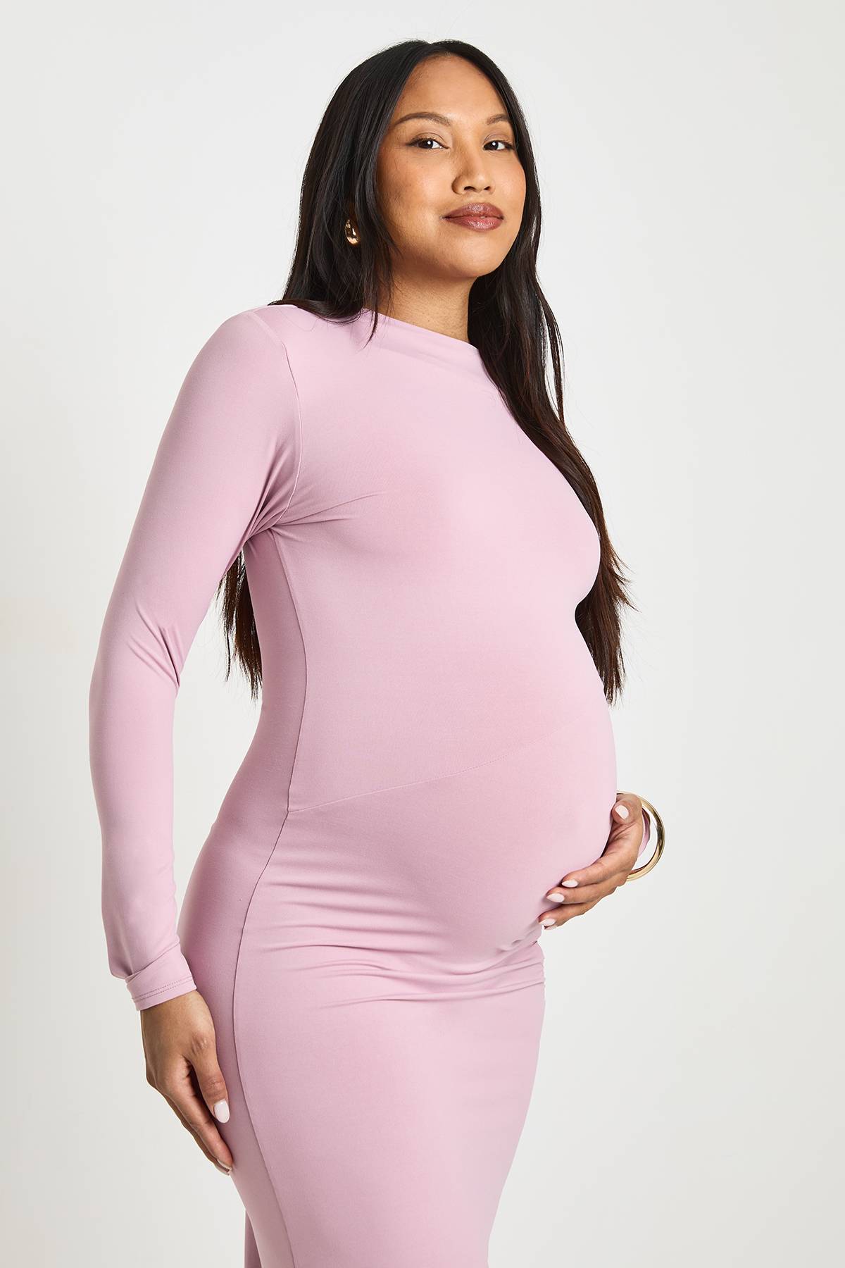 boohoo Robe Maxi De Maternité Avec Détail Froncé Sur Le Côté