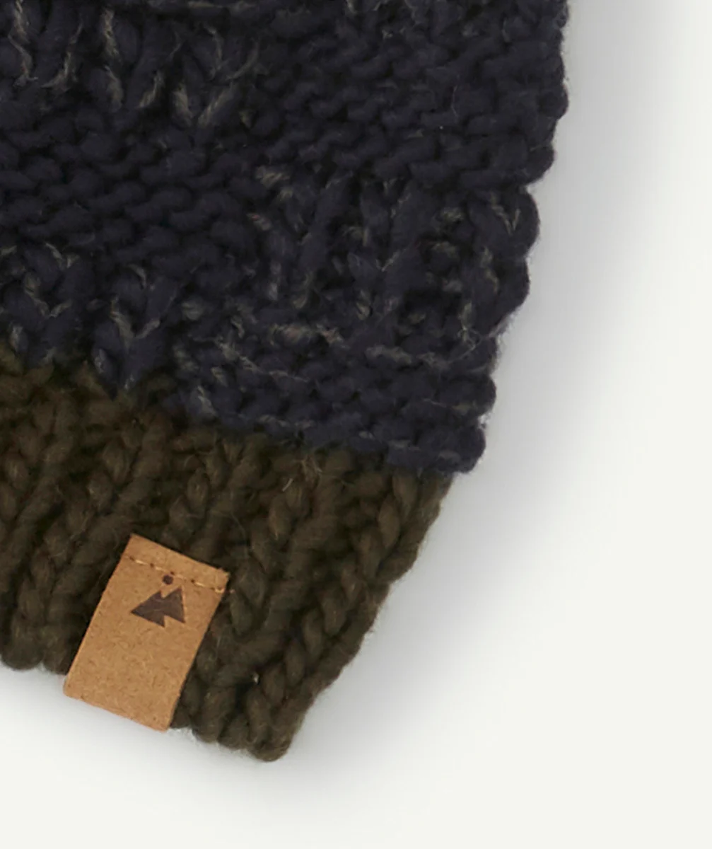 BONNET GARÇON EN TRICOT EN FIBRES RECYCLÉES AVEC POMPON
