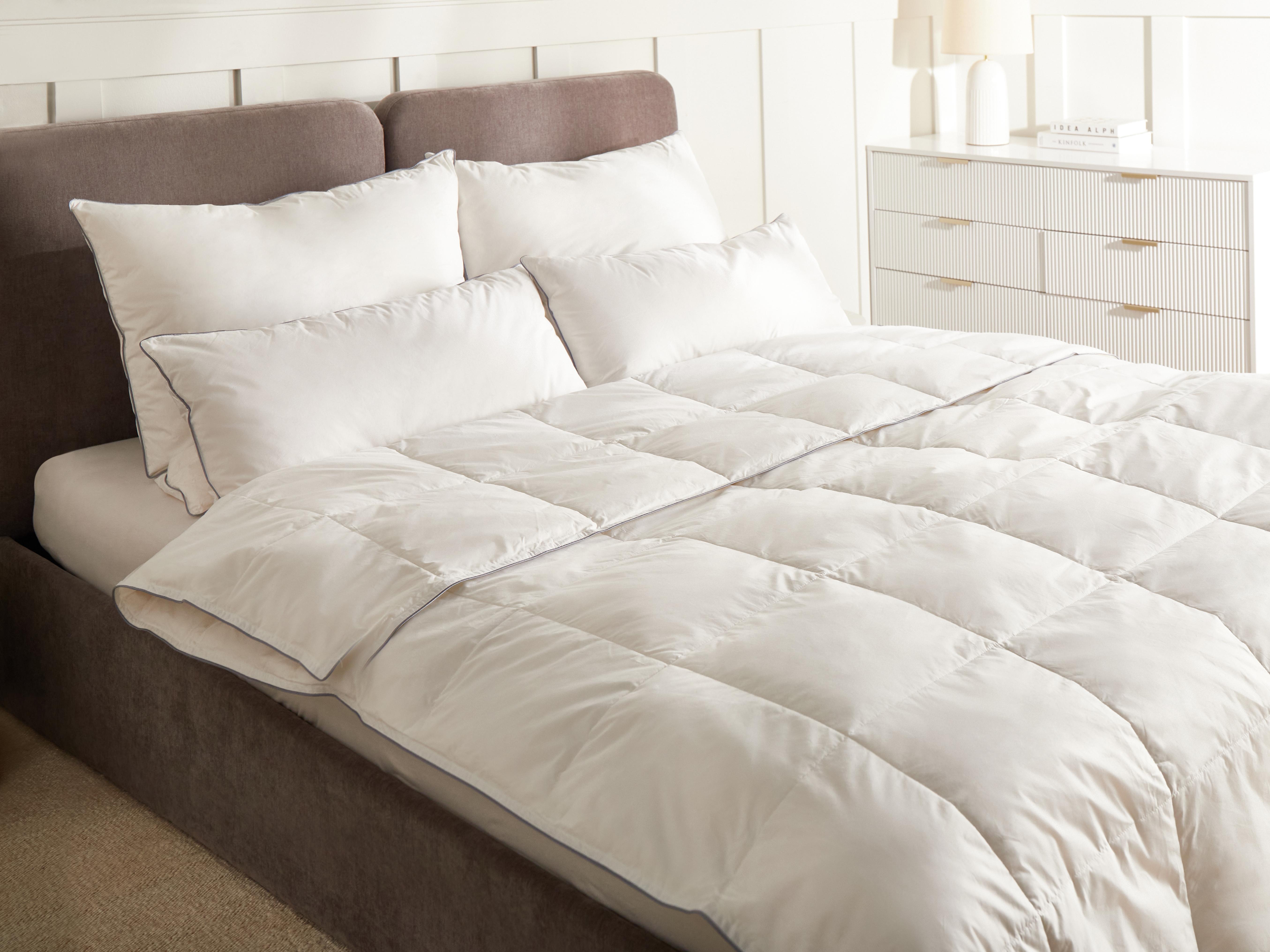Dekbed licht warm Eendendons KRIVAN 150 x 200 cm