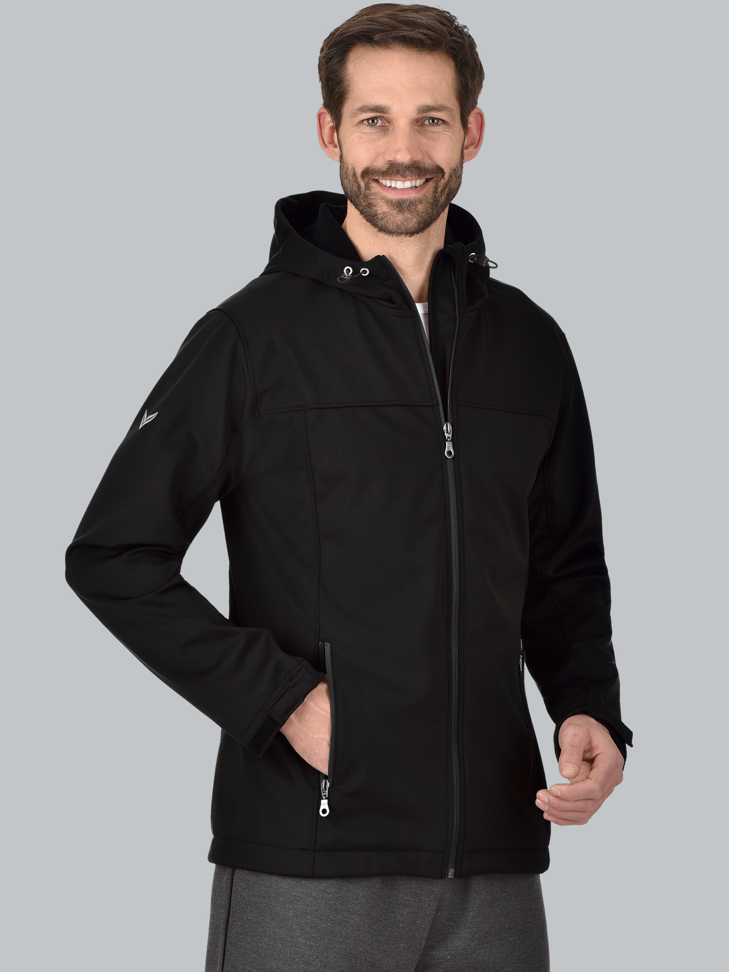 Klassische Softshell–Kapuzenjacke Schwarz