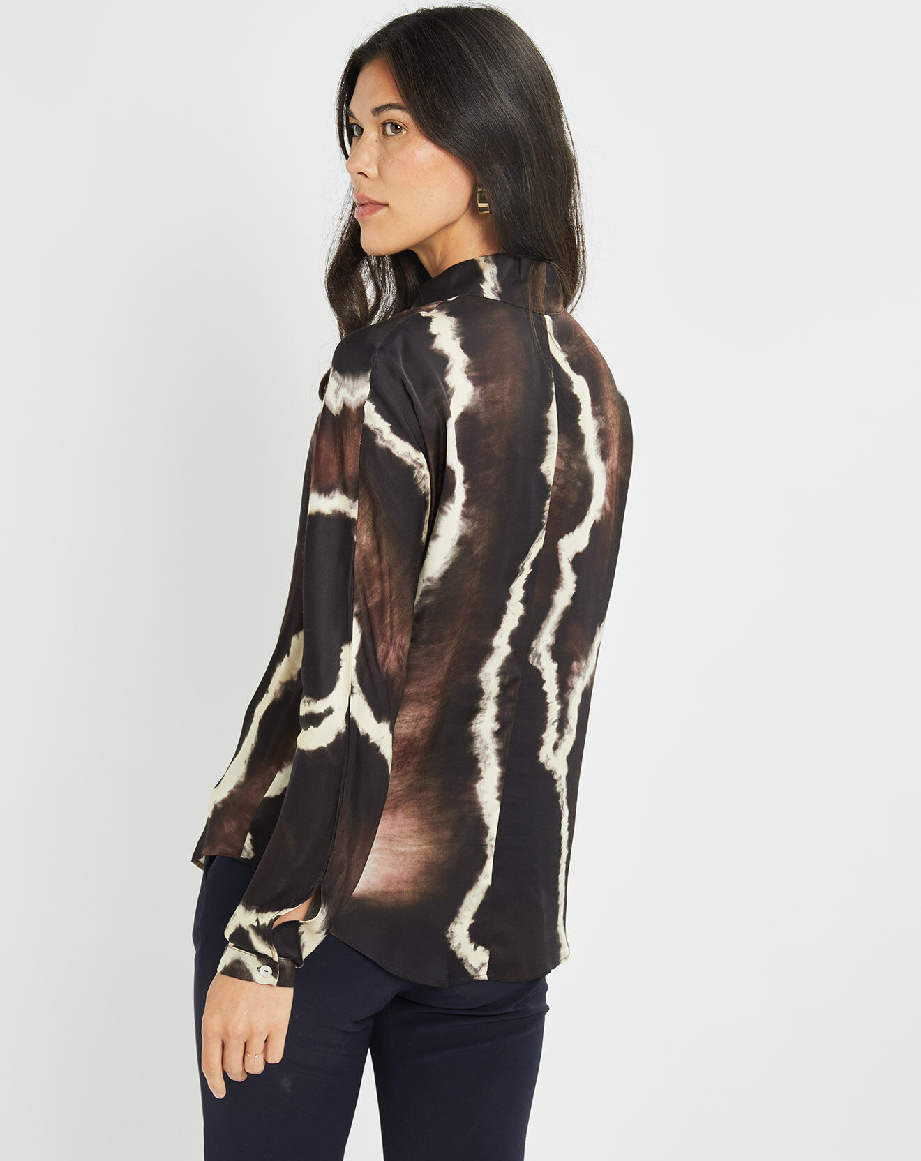 Lauren Vidal Chemise satinée Plume imprimée café