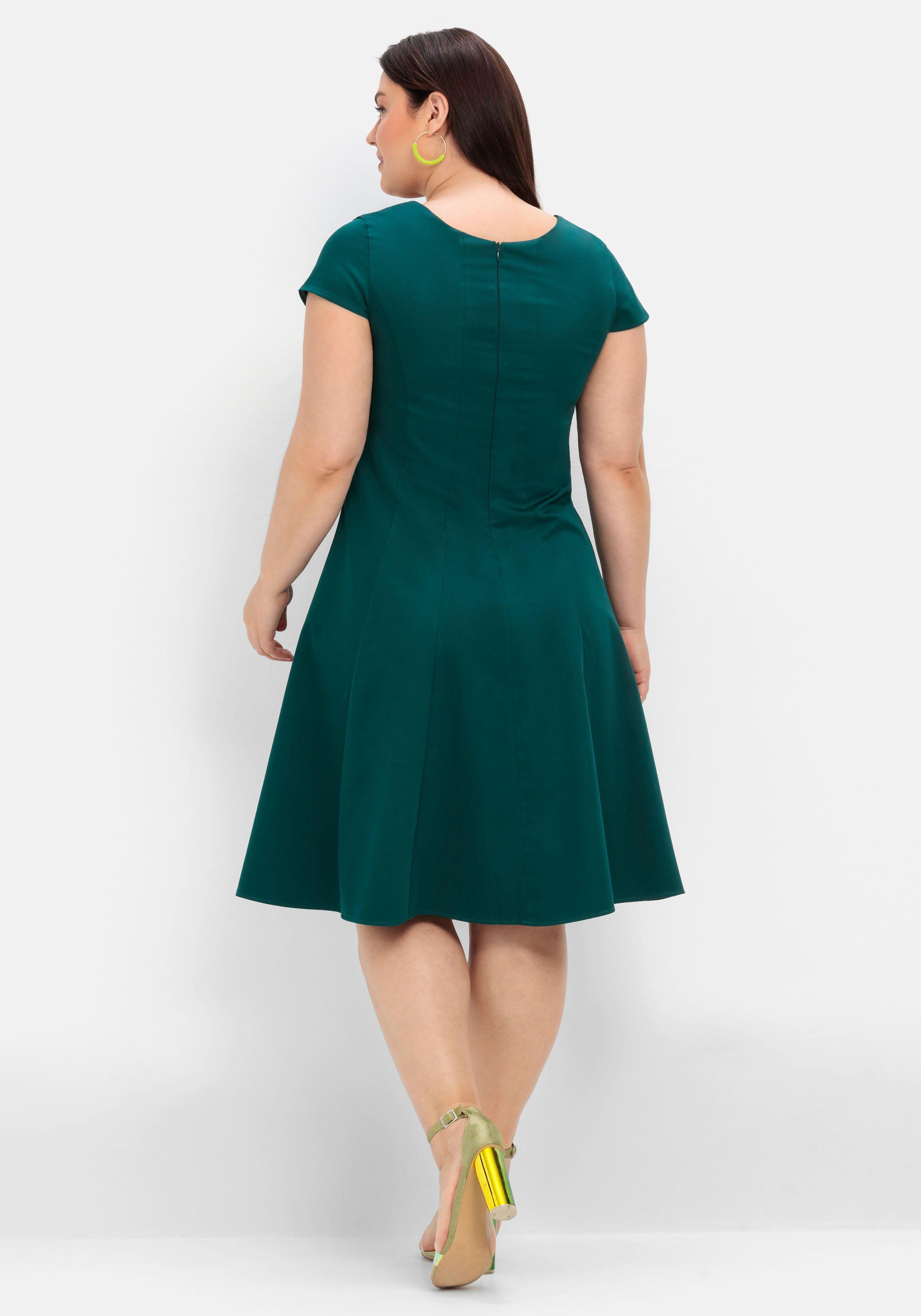 Cocktailkleid in A-Linie, in Bahnenform