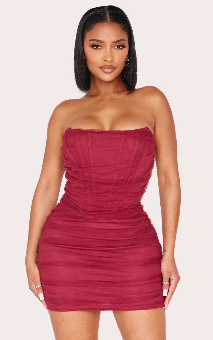 Rouge Bordeaux Robe Moulante Shape À Détail Corseté Et Fronces En Mesh