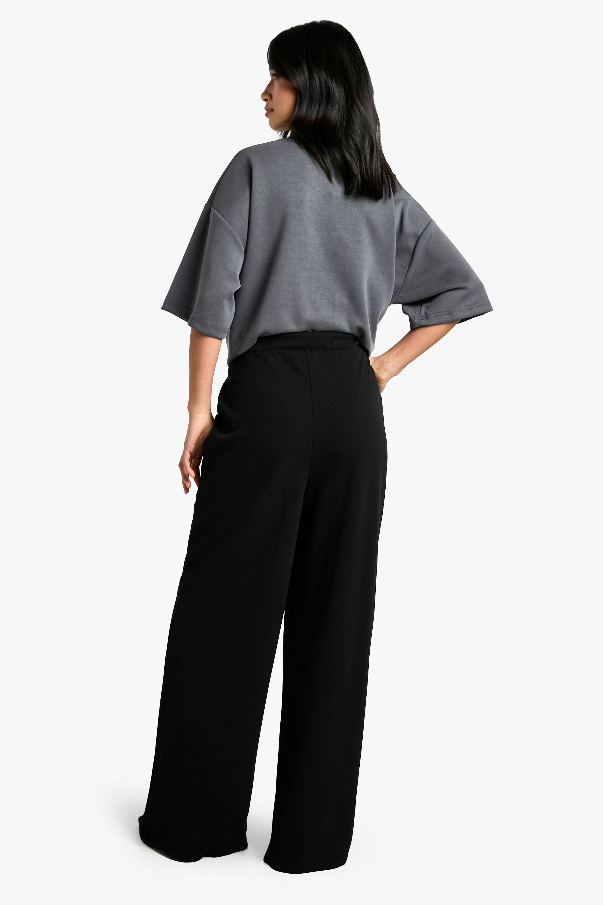 boohoo Petite pantalon stretch à jambes larges