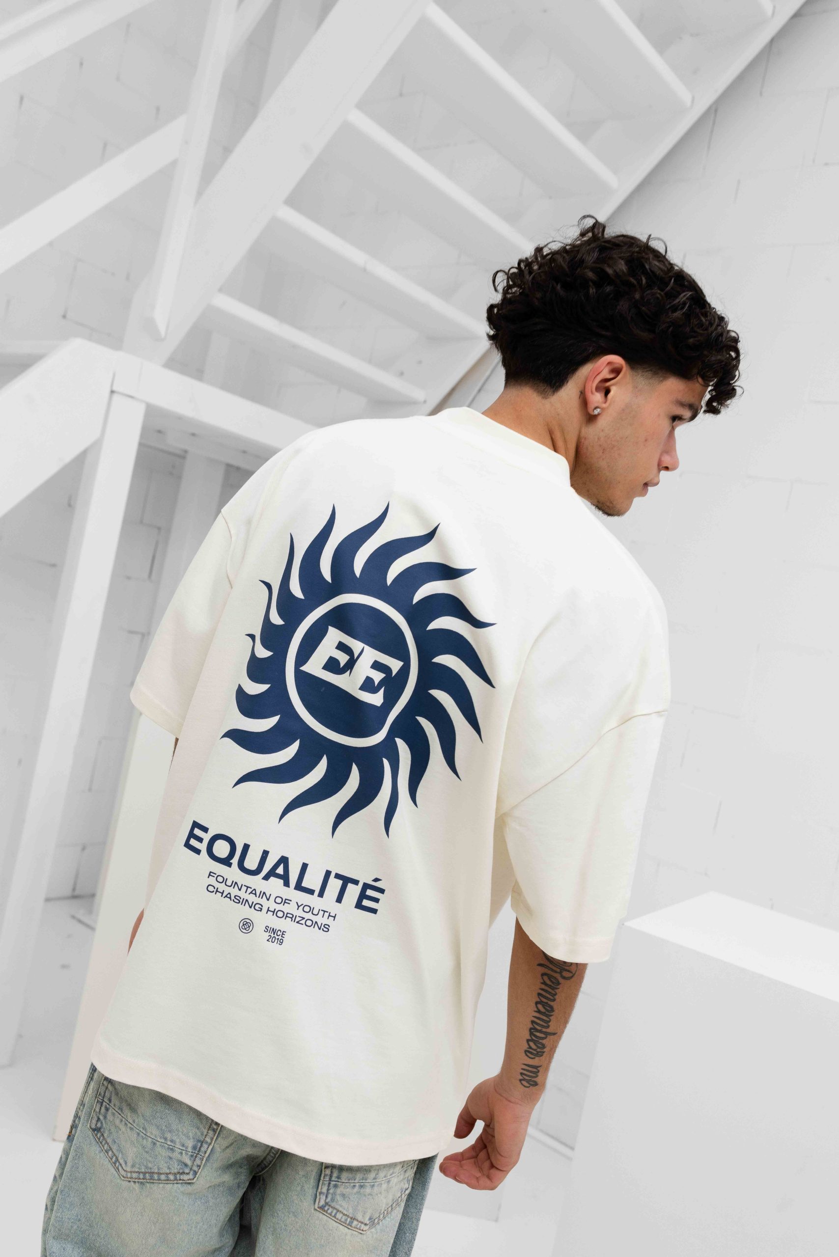 Equalité Sunny Boxy T-Shirt Heren Gebroken Wit/Donkerblauw