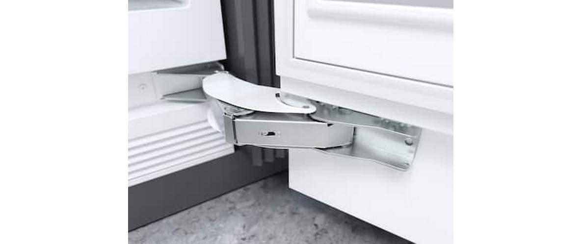 Gefrierschrank F 2413 Vi Links<br>MasterCool-Gefrierschrank