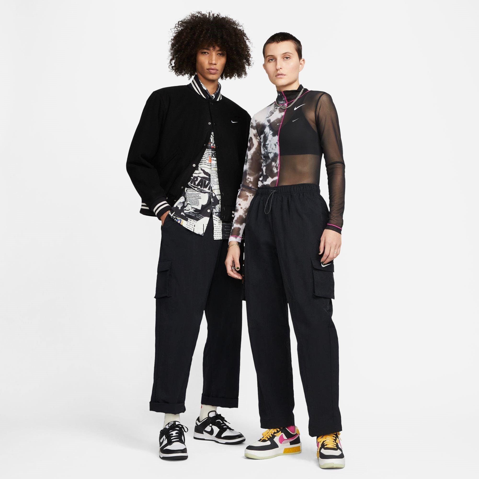 Nike Sportswear Essential Womens High Rise Woven Cargo Pants