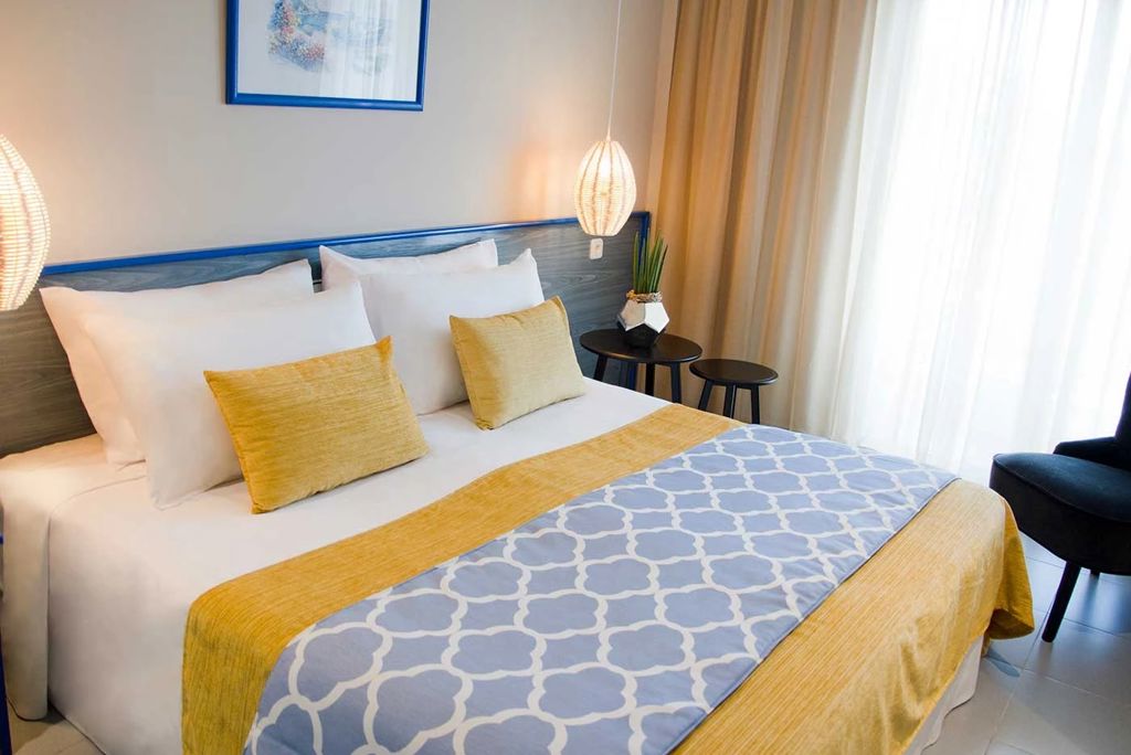 ALEGRIA Fenals Mar Logies - Hotel