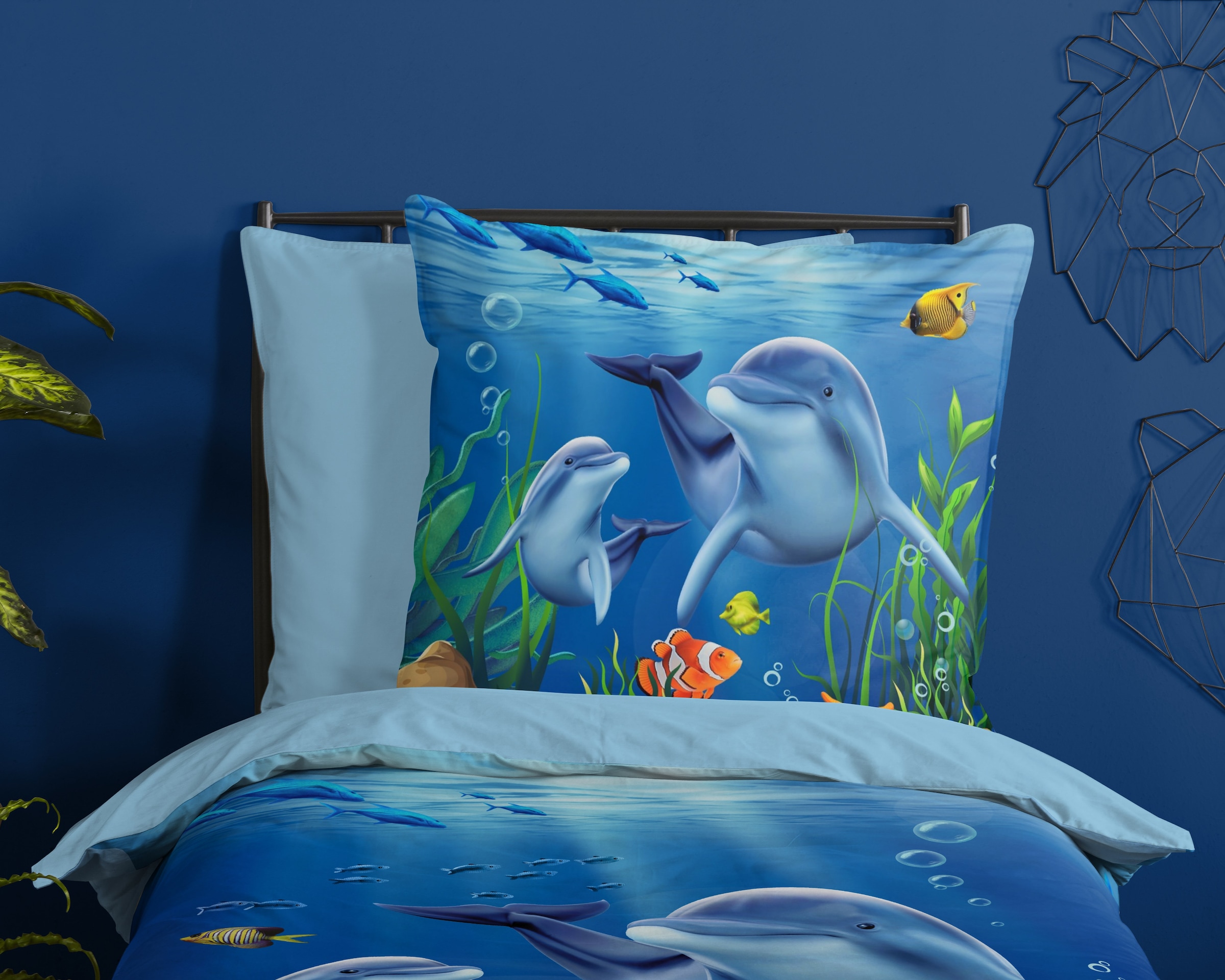 PURE luxury collection Kinderbettwäsche »Mare« 2 Stk. tlg. Mikrofaser, 135x200, Pflegeleicht, Wendeoptik, Kind, Delfin Meer, Blau