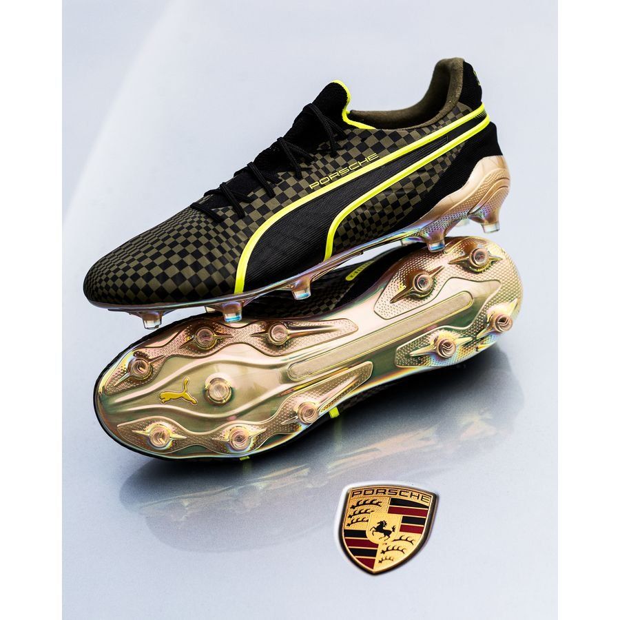 PUMA King Ultimate X Porsche FG/AG - Olive Drab/Noir/Doré ÉDITION LIMITÉE