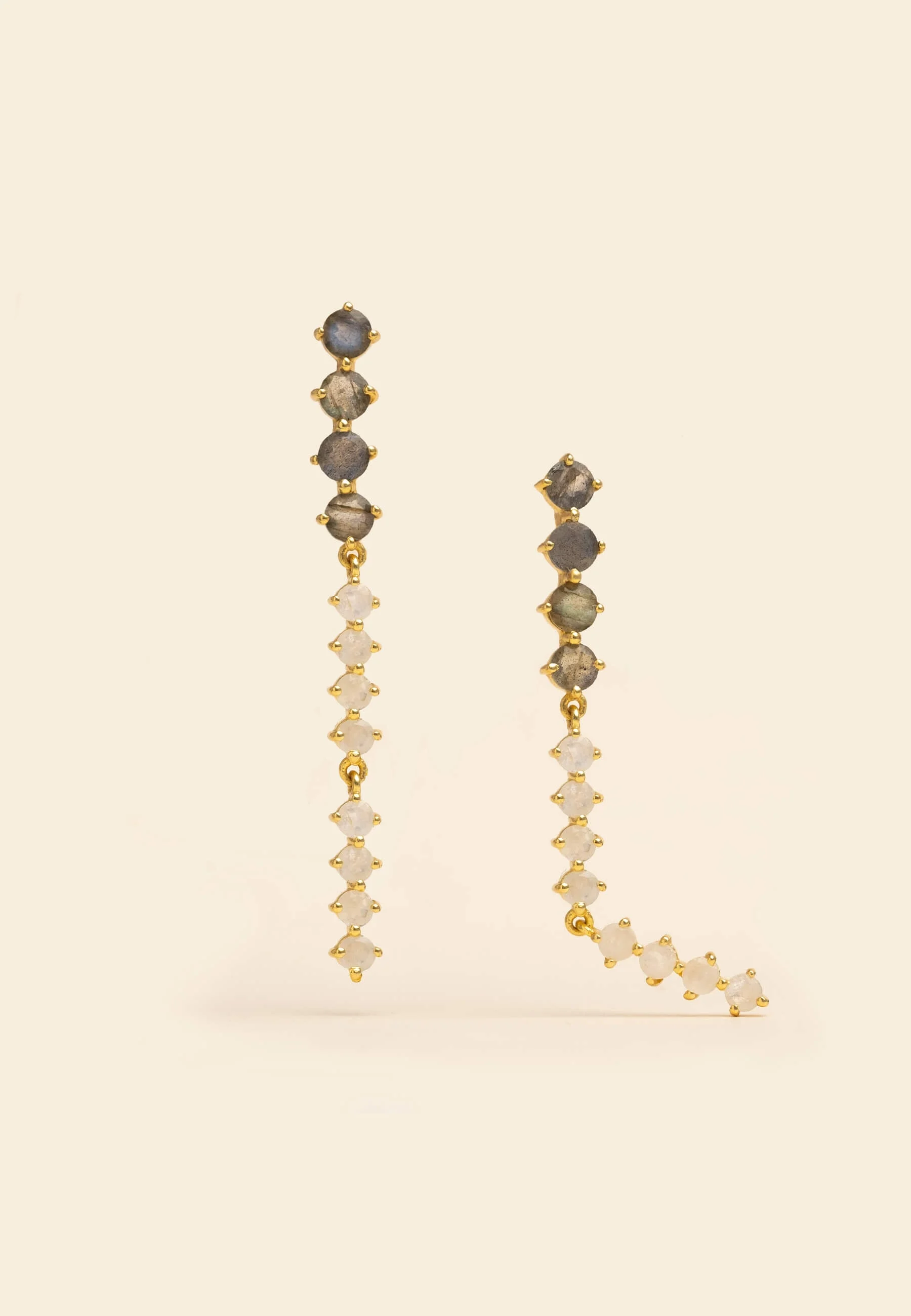 NIRELLE - Boucles d'oreilles fines | Gris