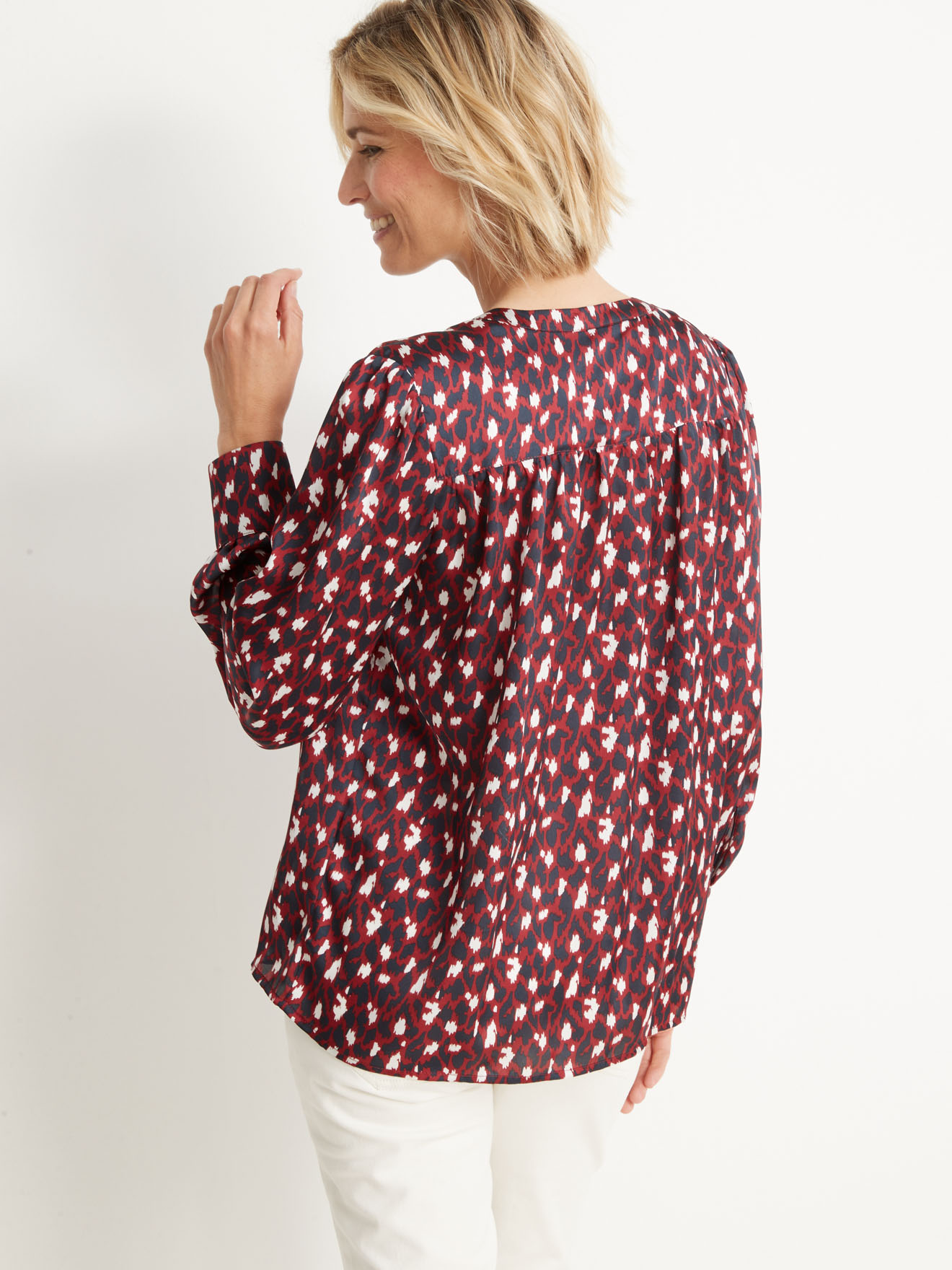 Blouse ample satinée