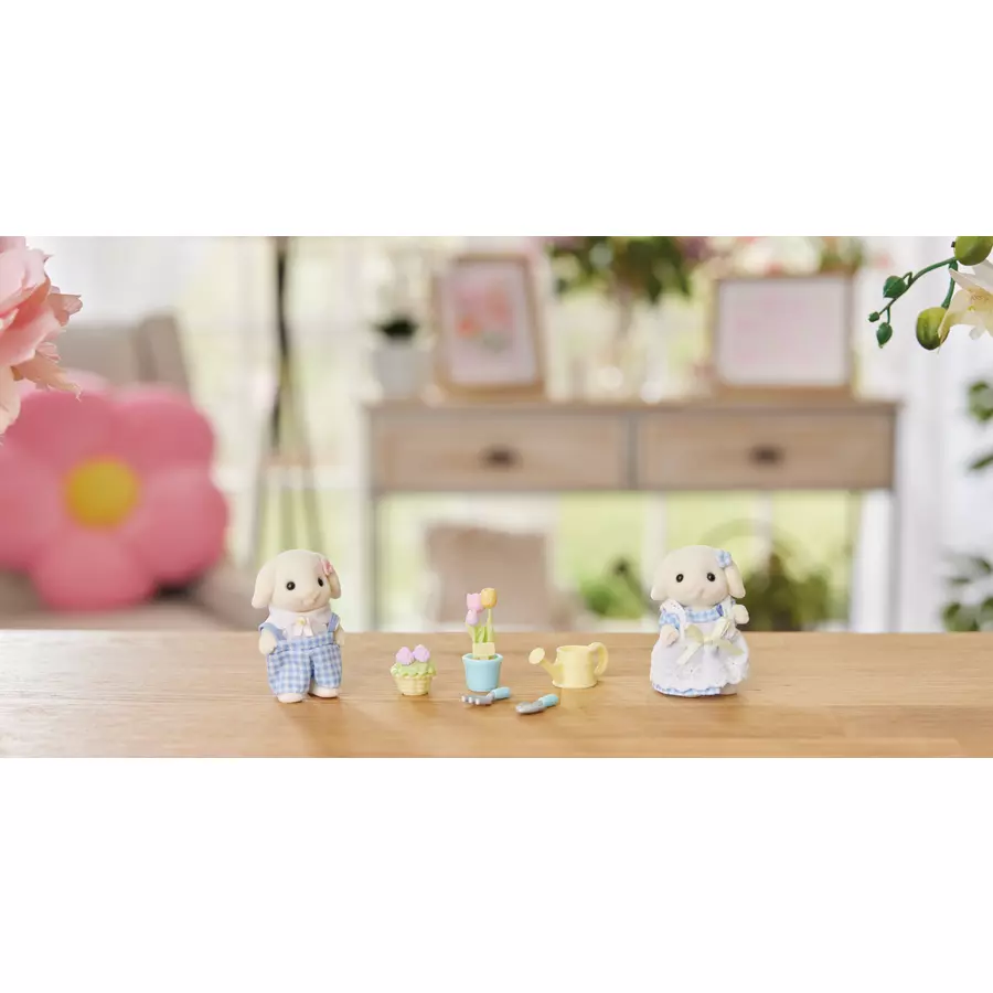 Sylvanian Families® Blumen- und Garten-Spielset mit Figuren
