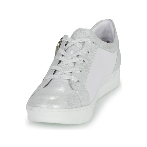 Remonte -  - Blanc