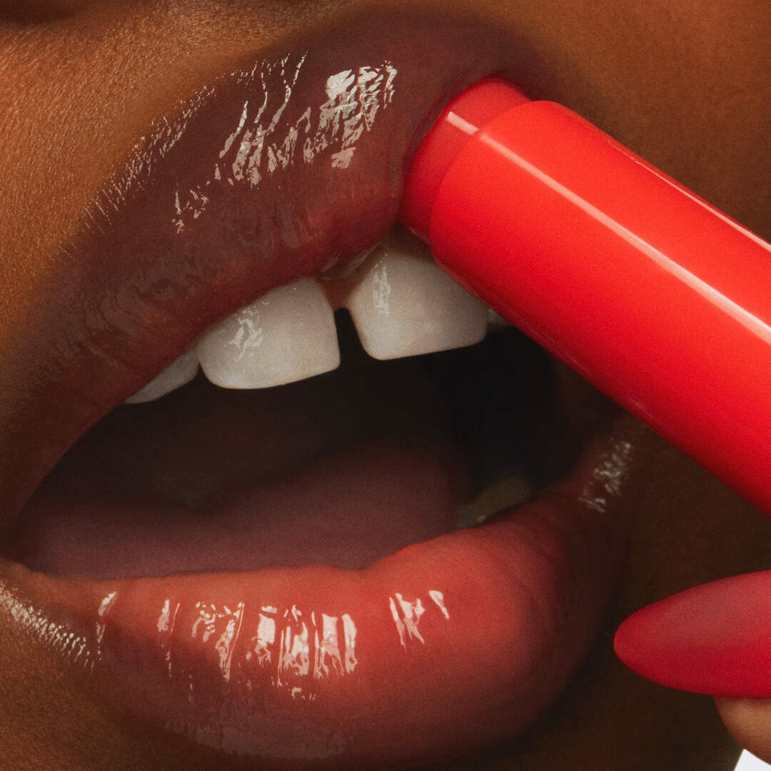 MAC MAC MAQUILHAGEM Squirt Plumping Gloss Stick