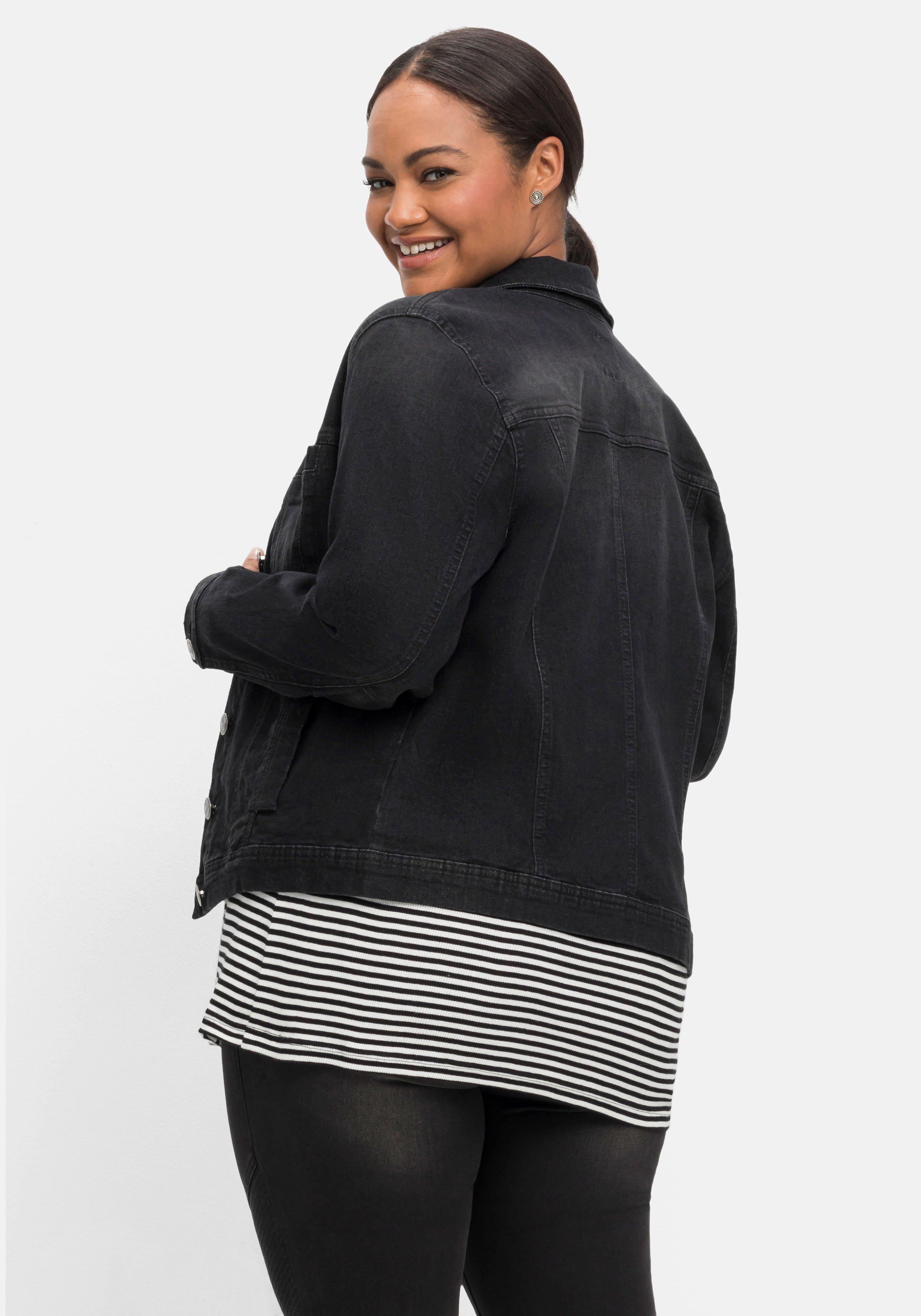Jeansjacke in leicht taillierter und verkürzter Form
