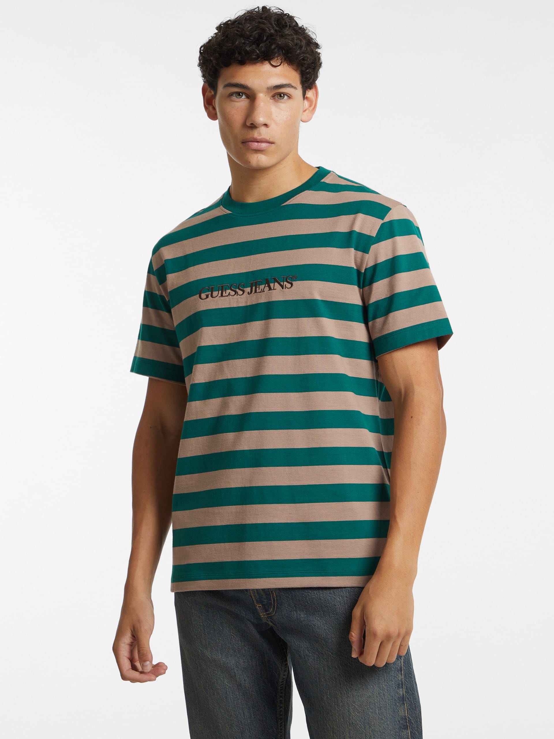Camiseta com logo listrado