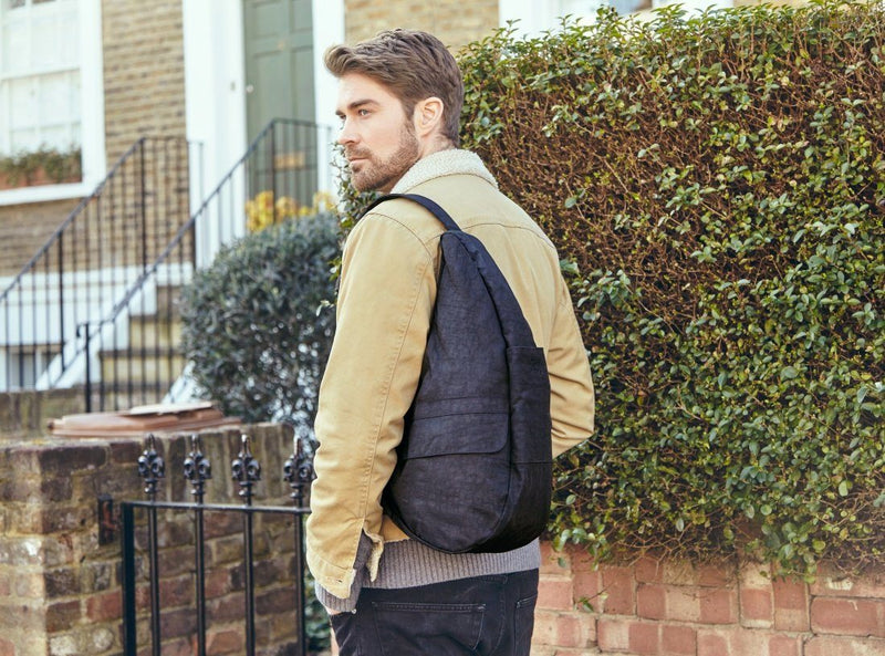 The Healthy Back Bag Textured Nylon M Black