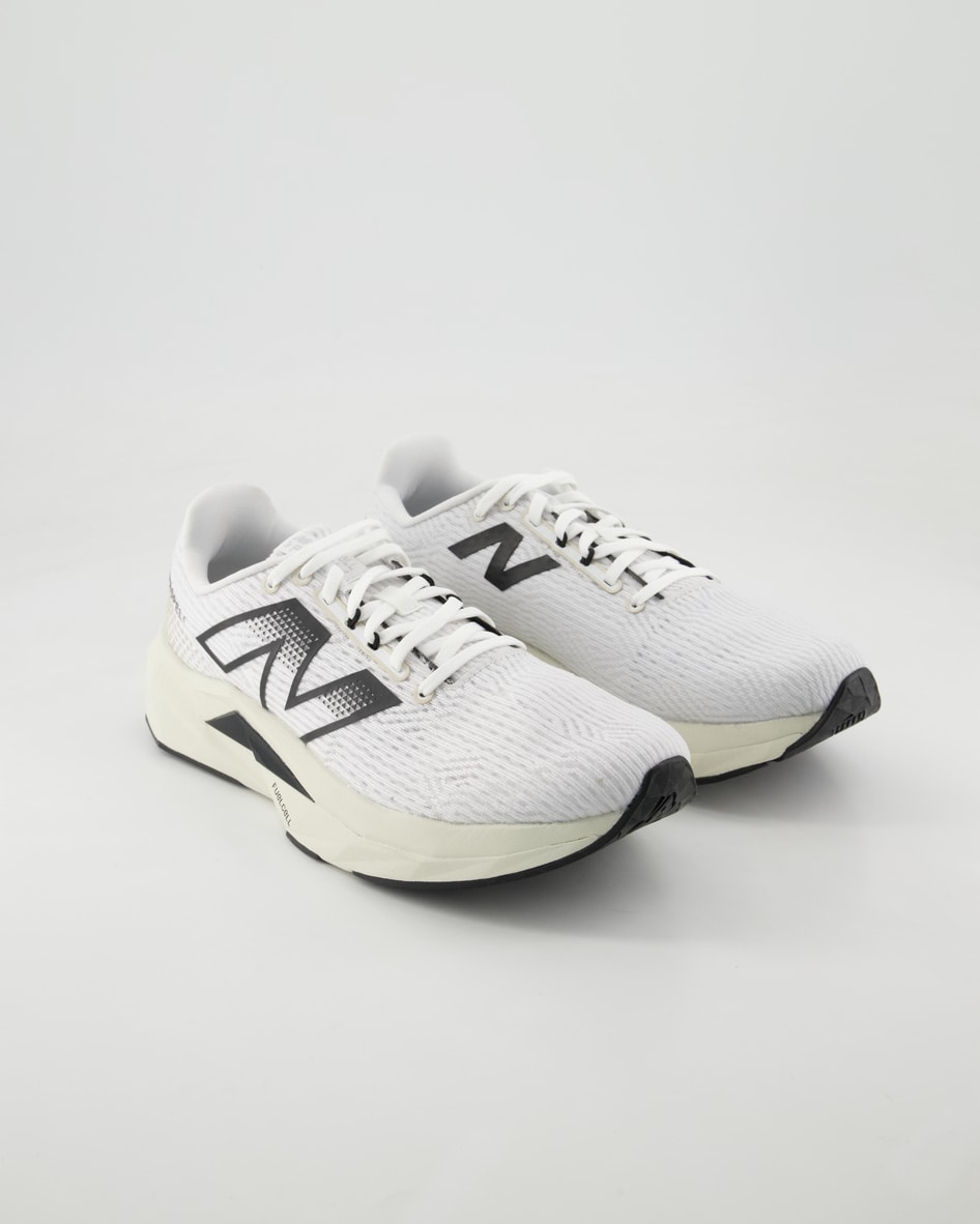 New Balance MFCPRCW5 Sneaker in Weiß