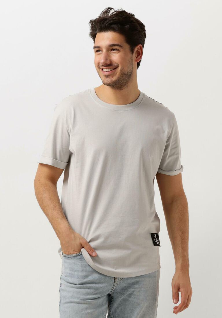 CALVIN KLEIN grijze calvin klein t-shirt badge turn up sleeve